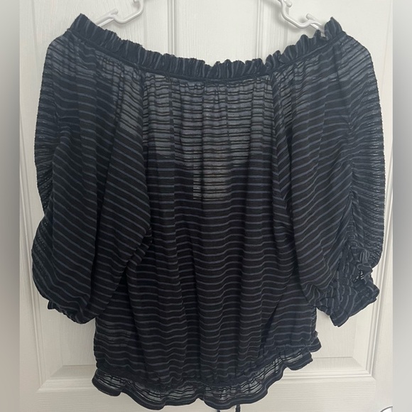 Free People Women’s Black Striped Top, Size Medium NWT - Picture 5 of 8